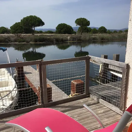 Marina / Maison De Pecheur Holiday home