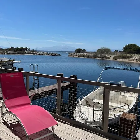 Marina / Maison De Pecheur Holiday home